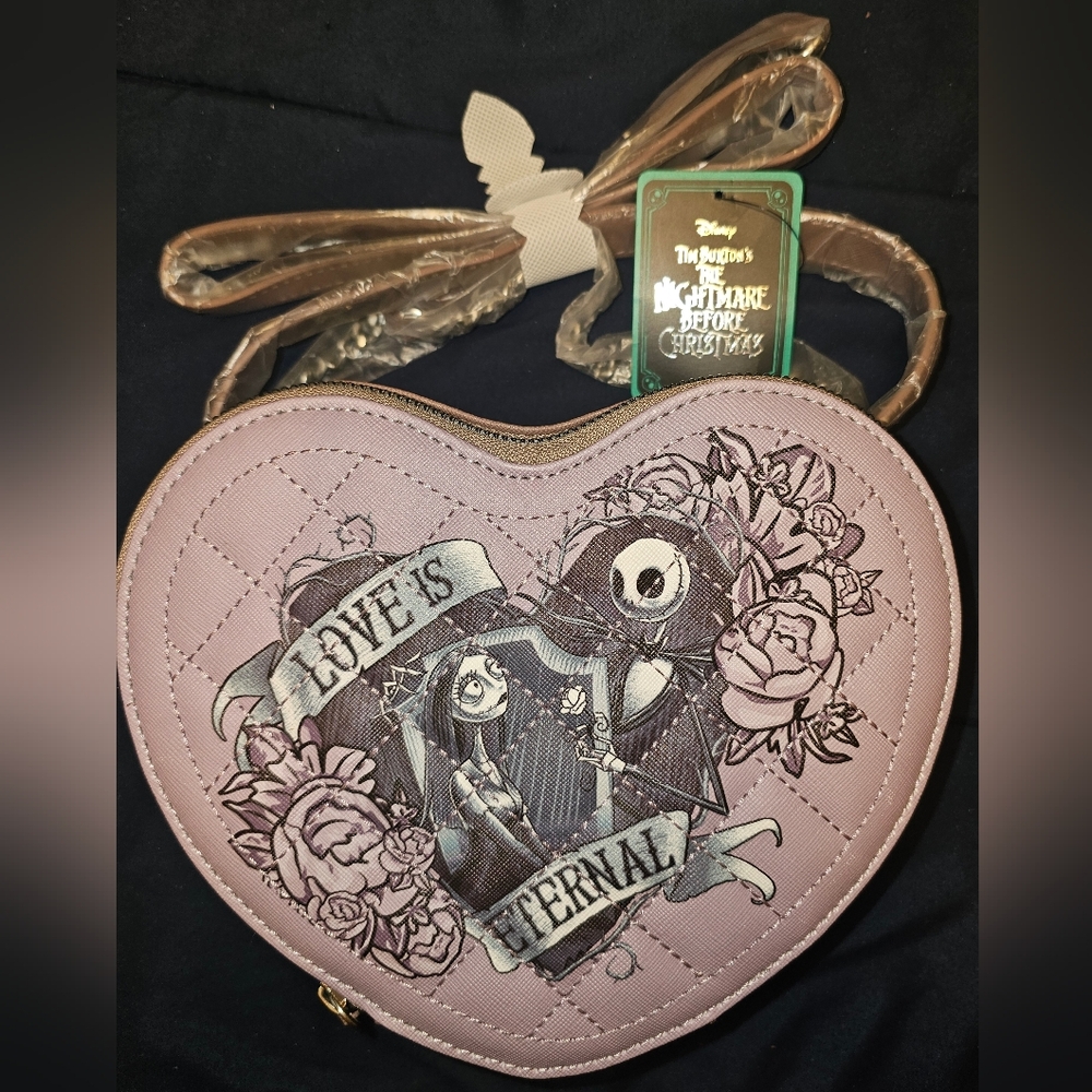NWT The Nightmare Before Christmas Eternal Love Heart Crossbody Bag